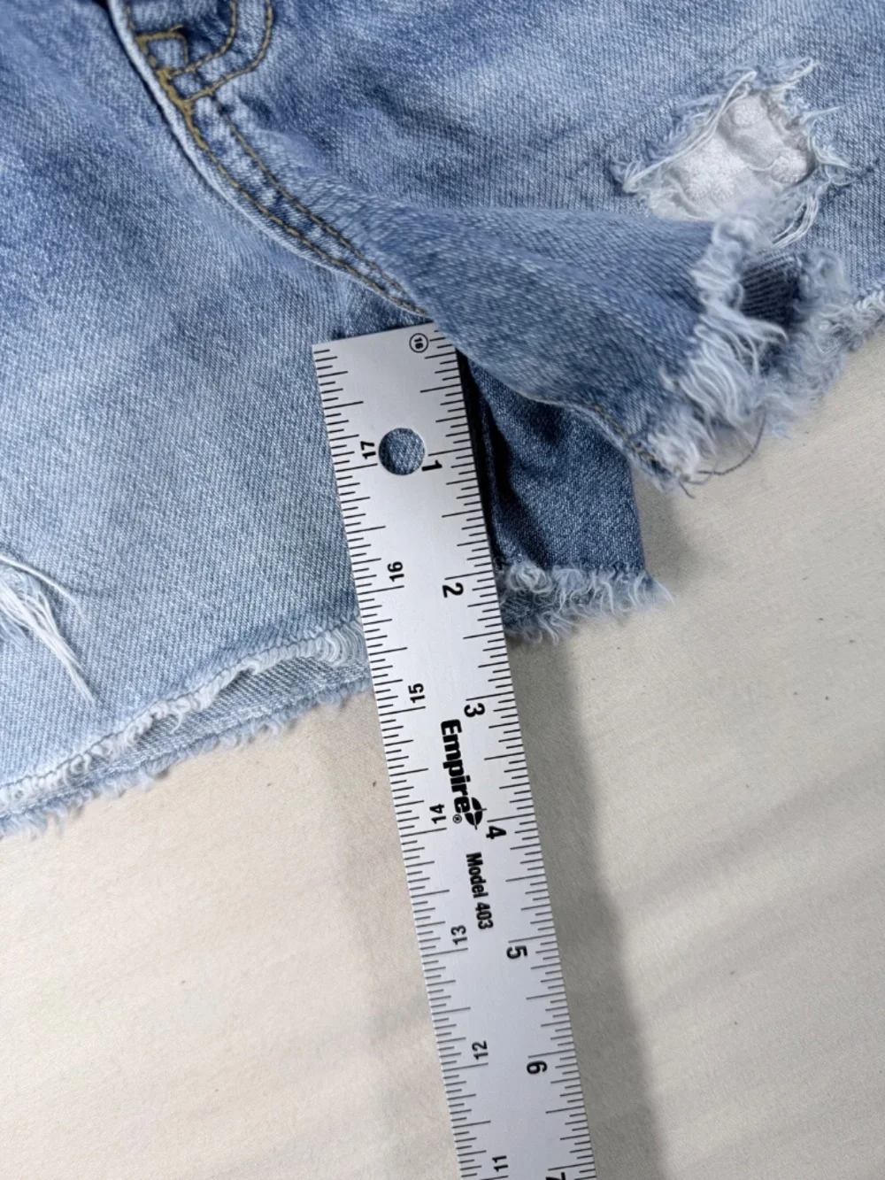 Cat & Jack Girls Mid-Rise Cutoff Destructed Denim Jean Shorts Size S (6/7)